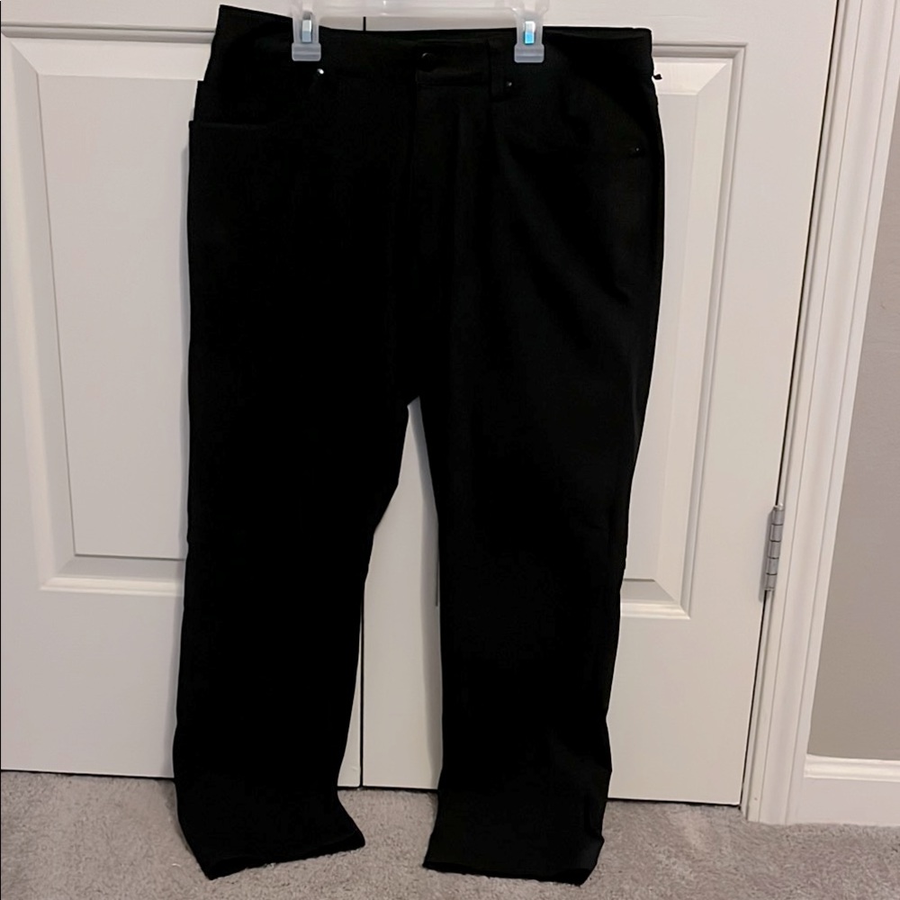 Lululemon Men’s ABC Warpstreme Pants (Size 33)